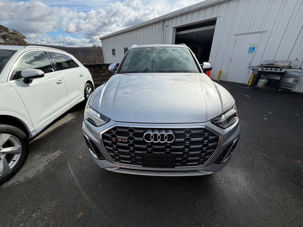 Used 2022 Audi SQ5 Premium w/ Convenience Package image 8
