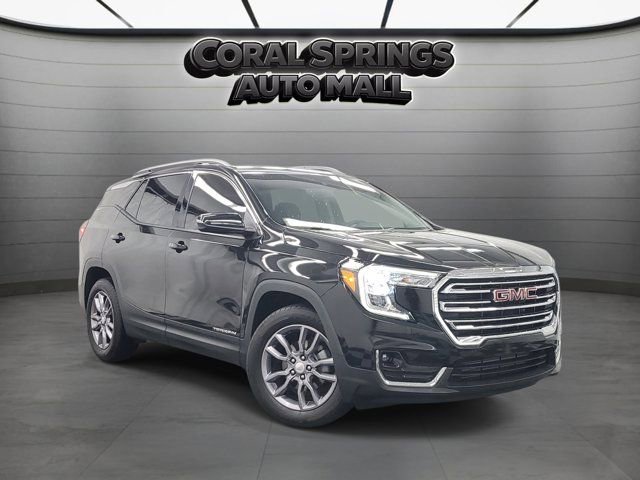 Used 2023 GMC Terrain SLT FWD image 1