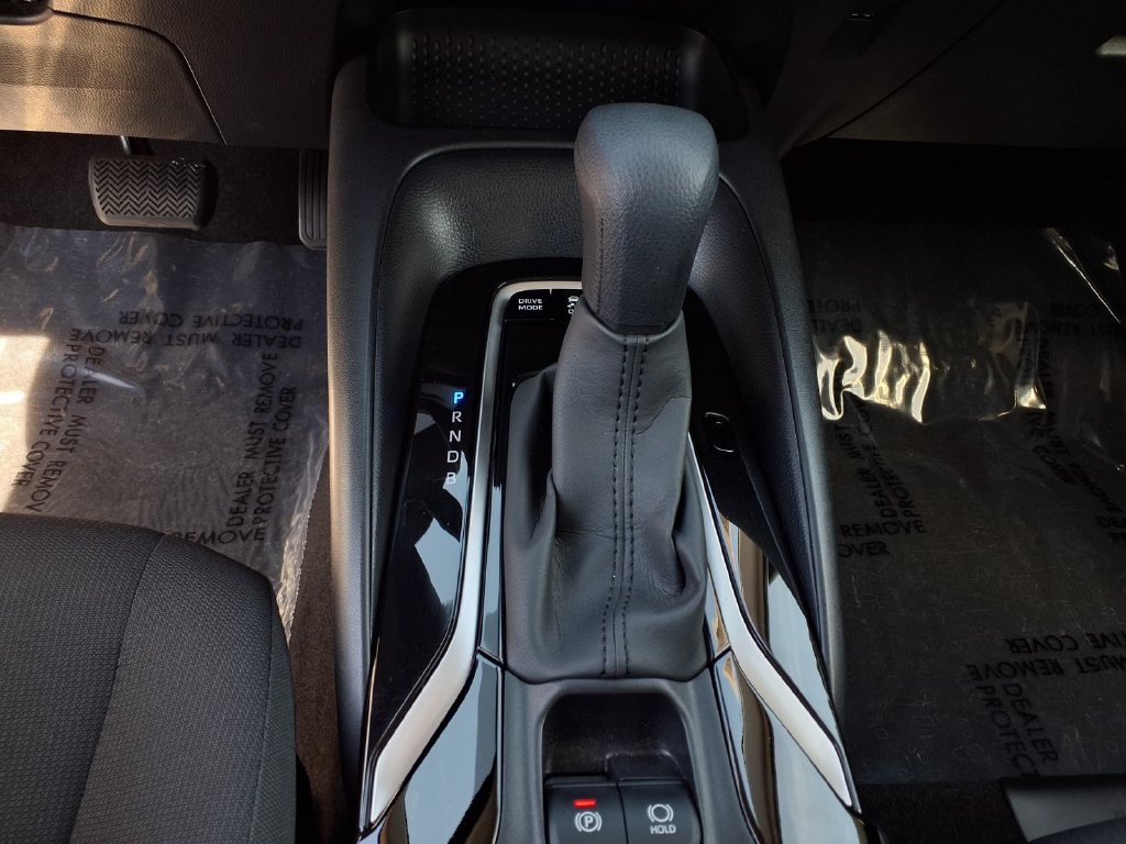 Certified 2022 Toyota Corolla LE w/ Carpet Mat Package (TMS) FWD image 11
