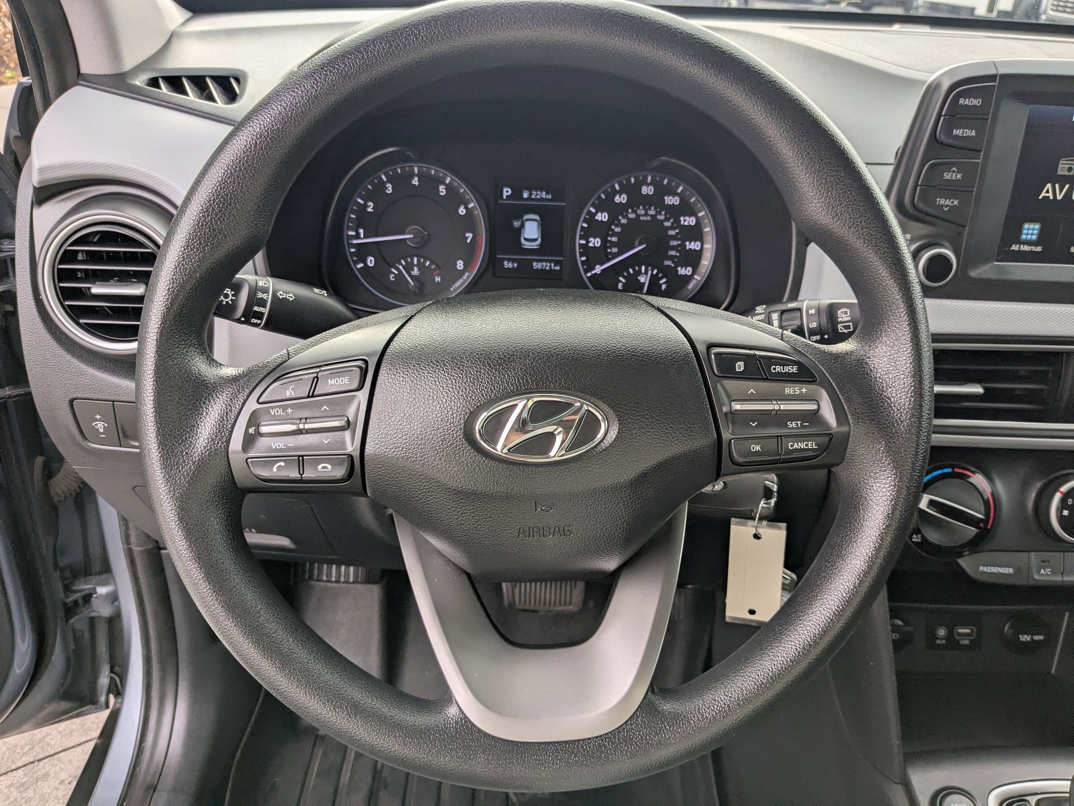 Used 2019 Hyundai Kona SE image 17