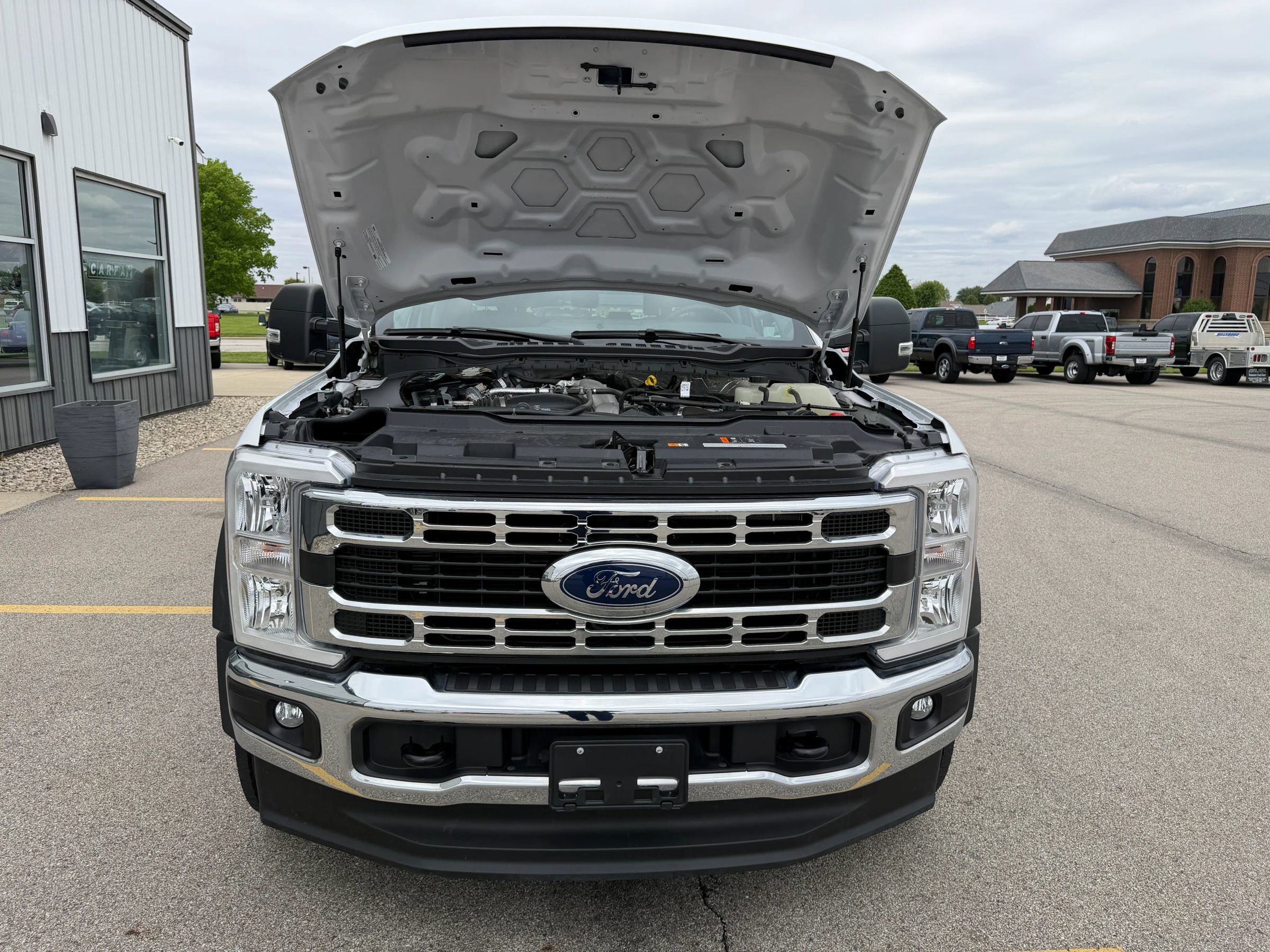 Used 2024 Ford F550 4x4 Crew Cab Super Duty w/ XLT Value Package image 33