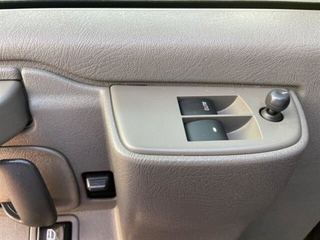 Used 2020 Chevrolet Express 3500 LT w/ LT Preferred Equipment Group image 12