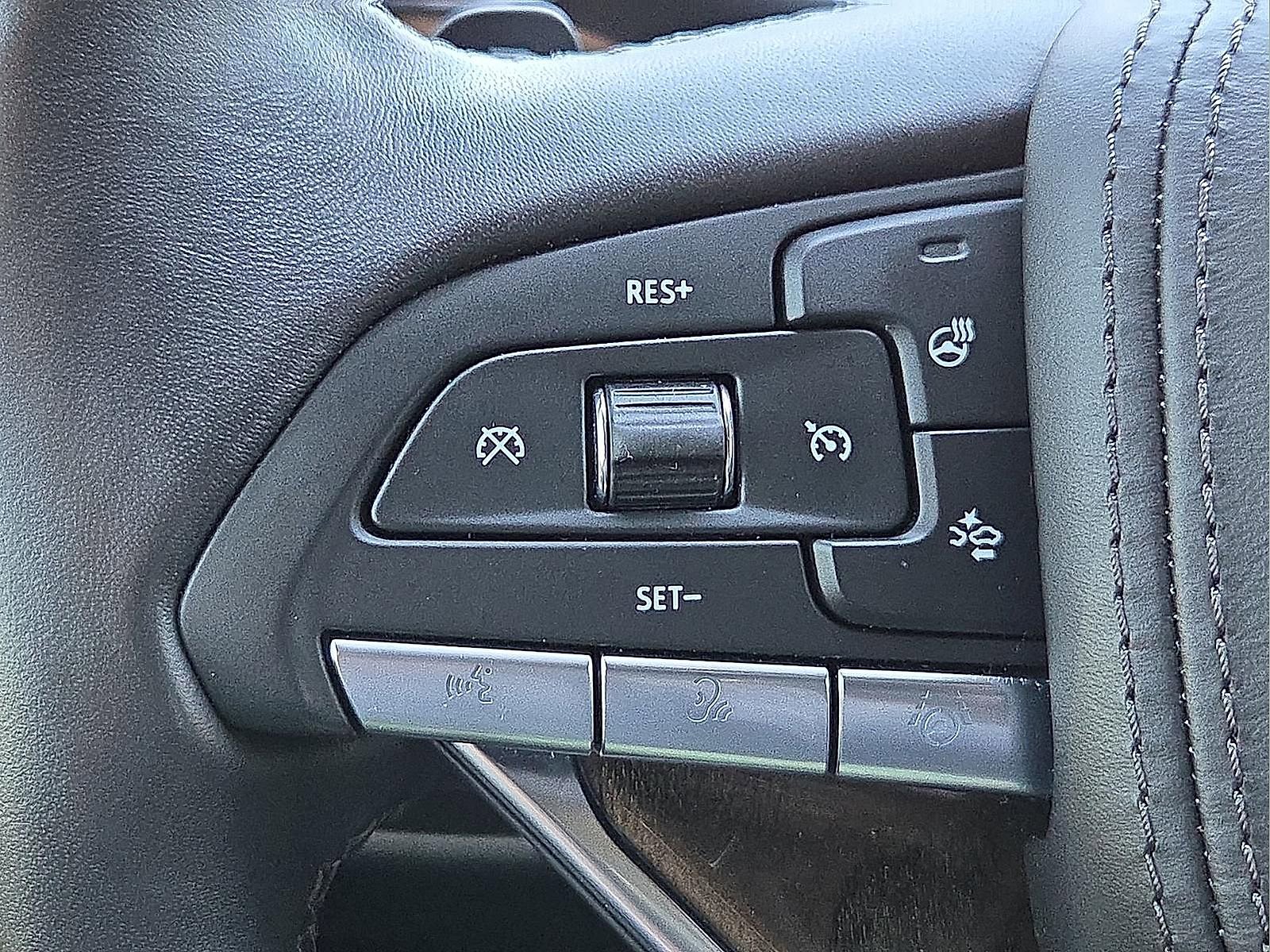 Used 2023 Cadillac Escalade ESV Sport Platinum image 21