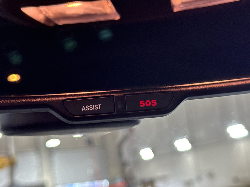 Used 2022 Dodge Challenger R/T Scat Pack RWD image 18