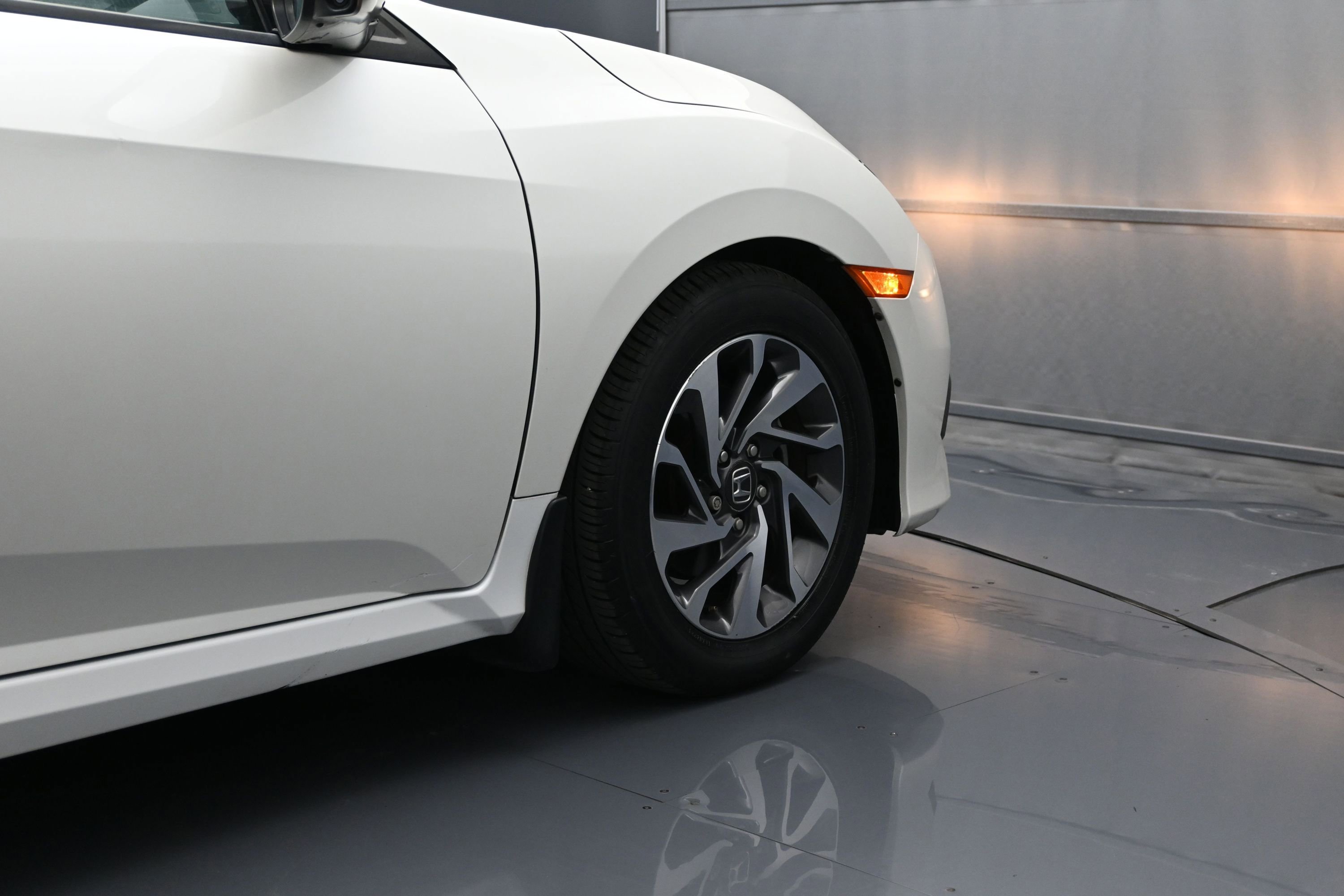 Used 2016 Honda Civic EX image 41