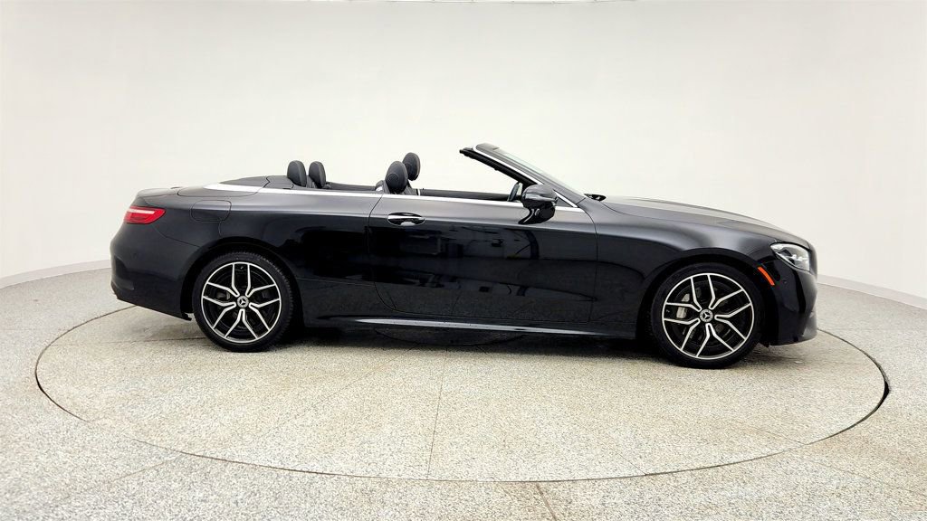 Used 2023 Mercedes-Benz E 450 Cabriolet image 4