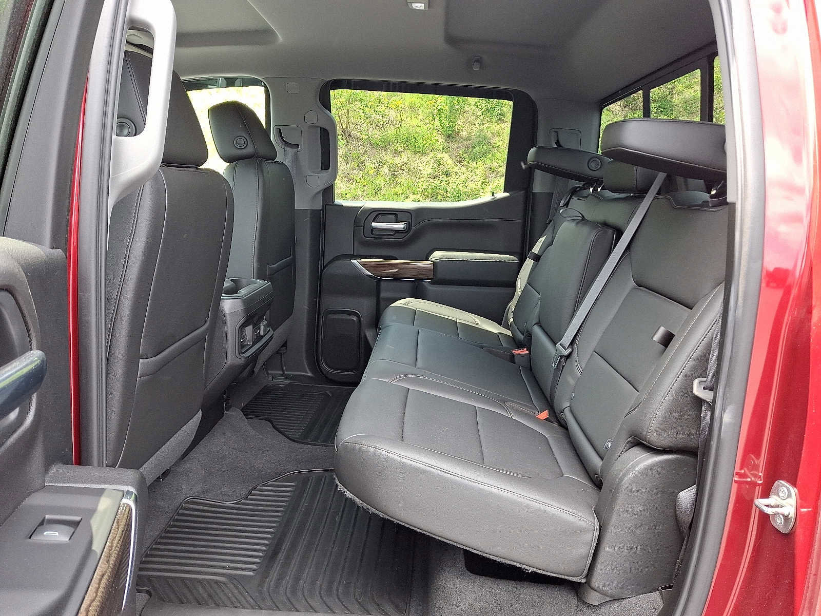 Used 2019 Chevrolet Silverado 1500 RST w/ All-Star Edition AWD/4WD image 10