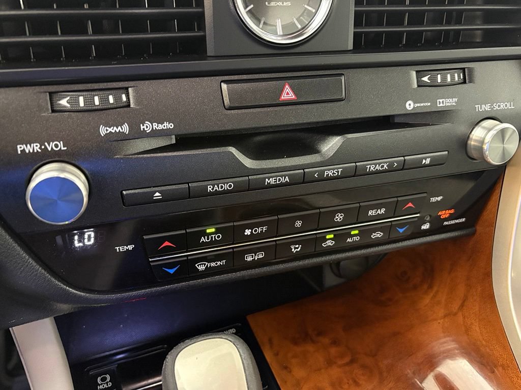 Used 2018 Lexus RX 450hL Premium w/ Premium Package AWD/4WD image 28