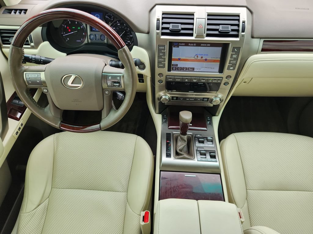 Used 2016 Lexus GX 460 Luxury AWD/4WD image 27