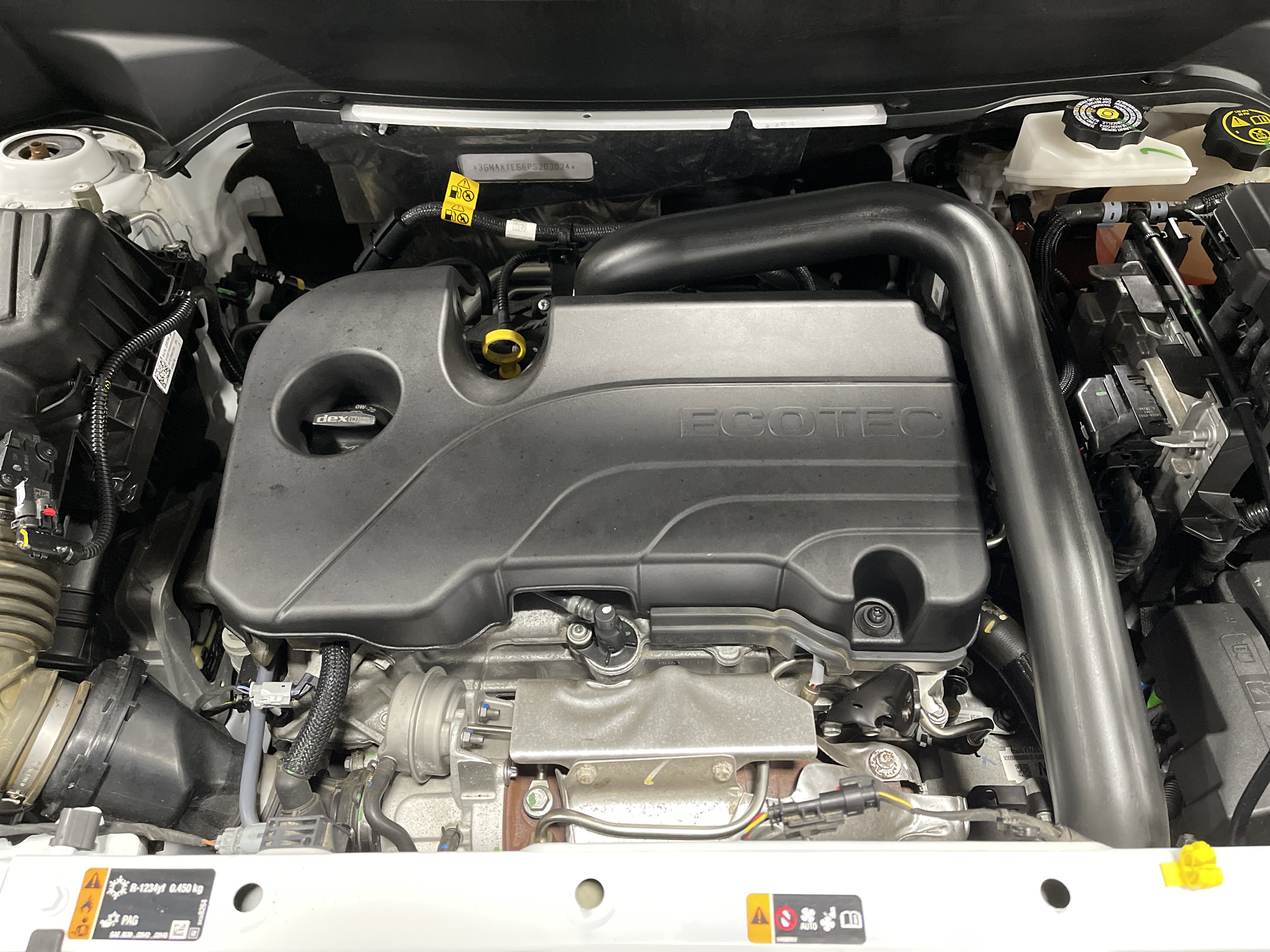 Used 2023 Chevrolet Equinox LT w/ Driver Convenience Package image 16