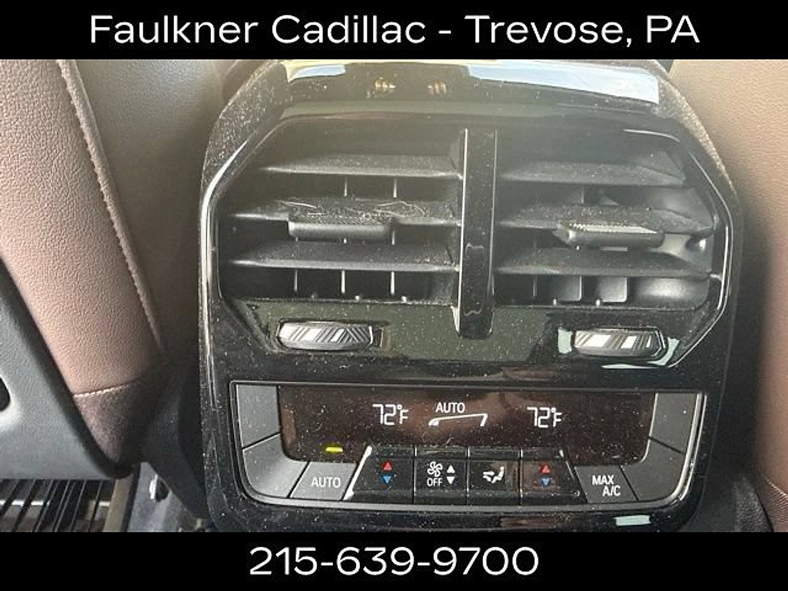 Used 2023 BMW iX xDrive50 w/ Convenience Package AWD/4WD image 18
