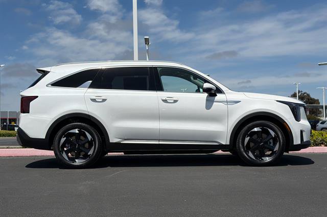 New 2026 Kia Sorento EX w/ EX Premium Package FWD image 3