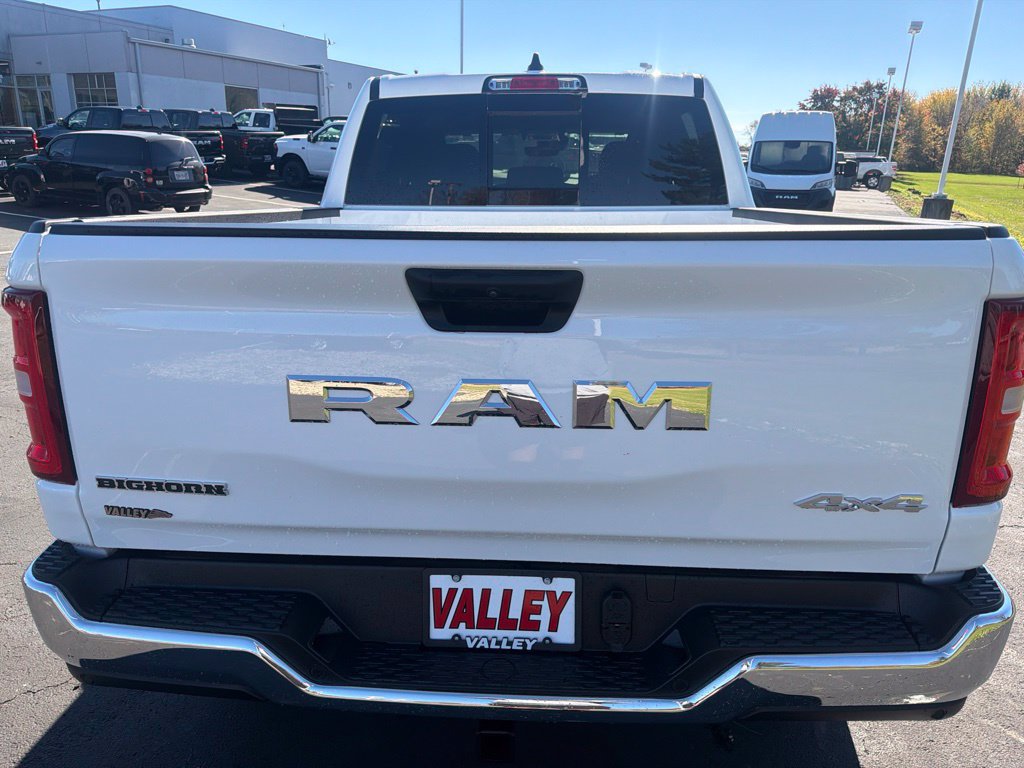 New 2027 RAM 1500 4x4 Crew Cab image 7