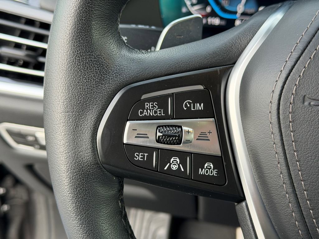 Used 2023 BMW X5 xDrive45e w/ Executive Package image 27