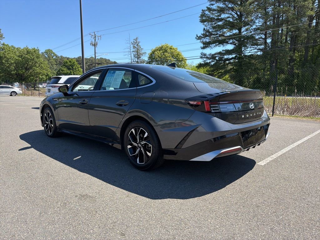 Used 2025 Hyundai Sonata SEL FWD image 7
