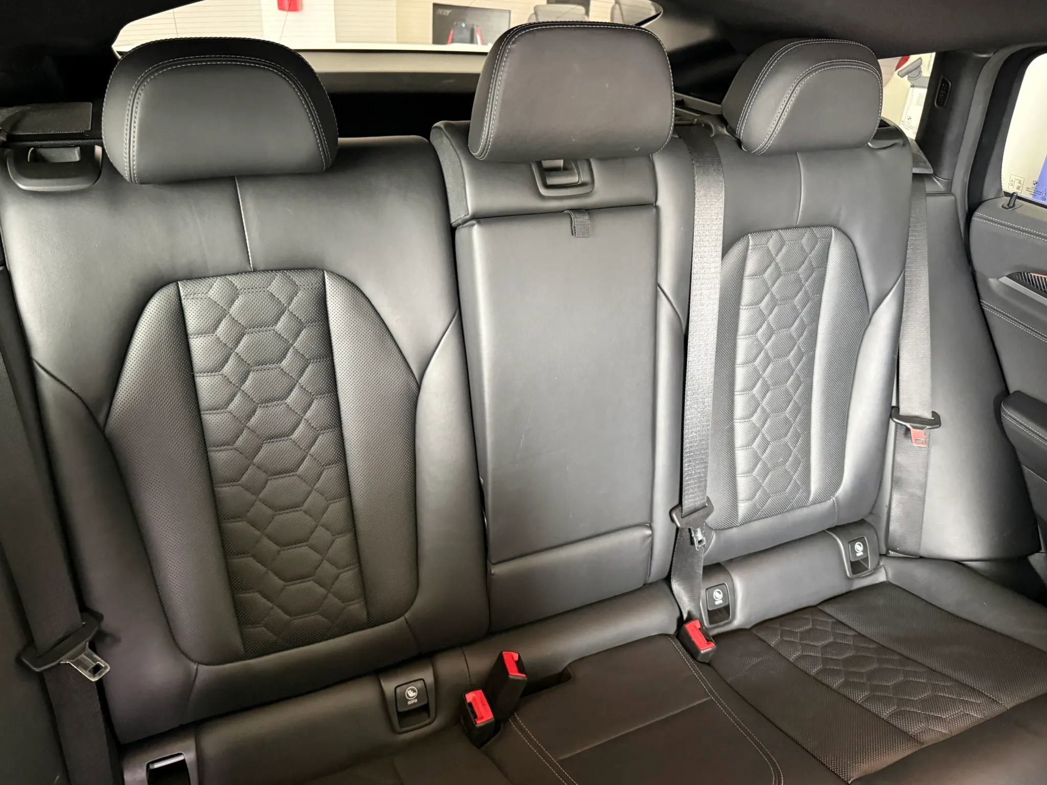 Used 2021 BMW X4 M w/ Executive Package image 25