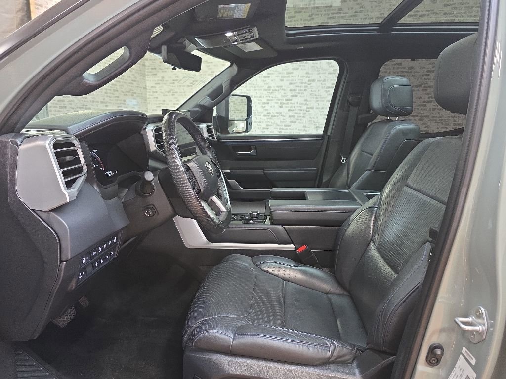 Used 2024 Toyota Tundra Platinum AWD/4WD image 23