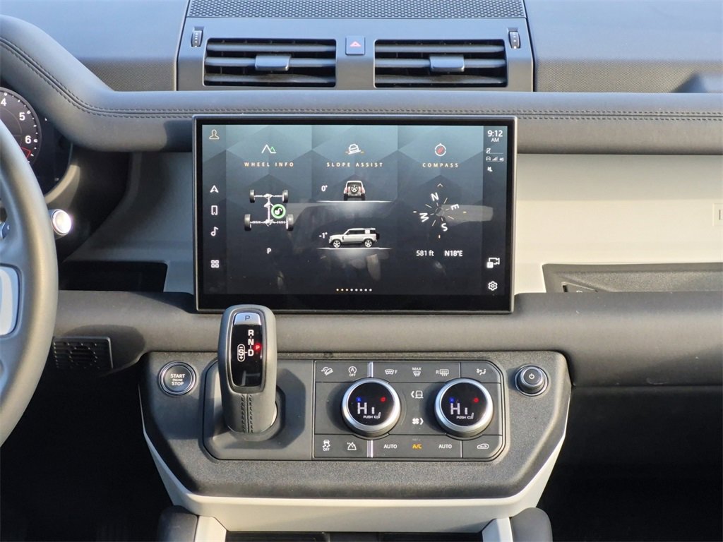 Used 2025 Land Rover Defender 110 S image 9