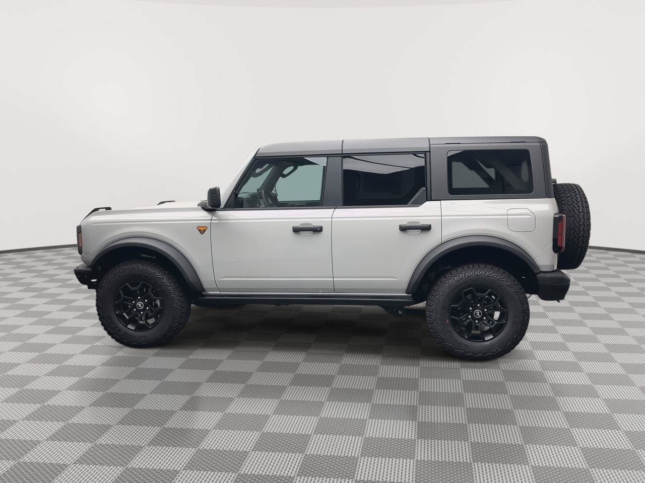 Used 2026 Ford Bronco Badlands AWD/4WD image 32