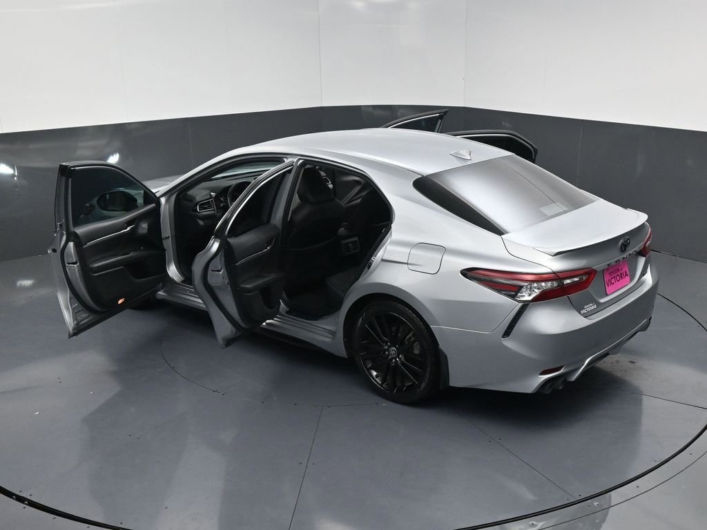 Used 2021 Toyota Camry XSE image 25