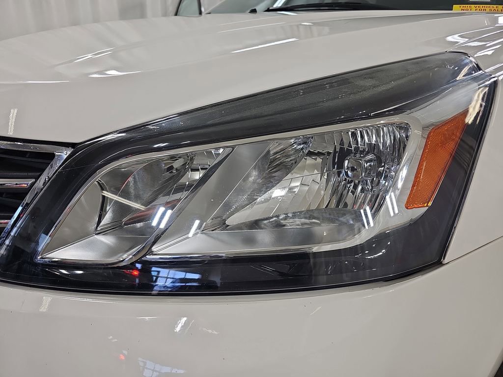 Used 2014 Chevrolet Traverse LT w/ All-Star Edition image 38