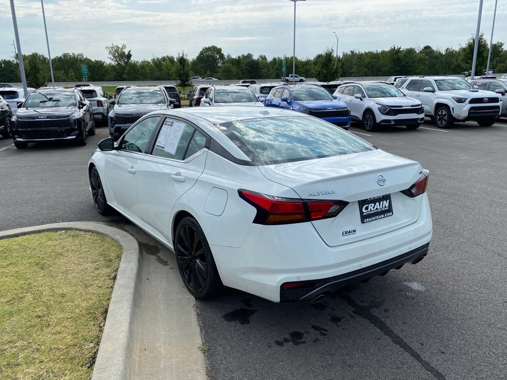 Used 2021 Nissan Altima 2.5 SR FWD image 5