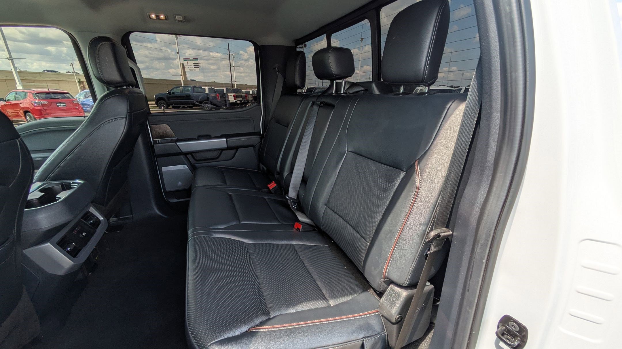 Used 2024 Ford F250 Lariat image 26