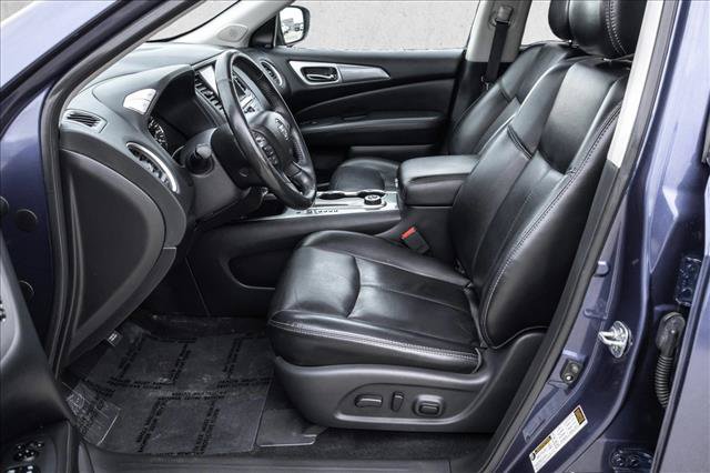 Used 2019 Nissan Pathfinder SL w/ SL Premium Package AWD/4WD image 12