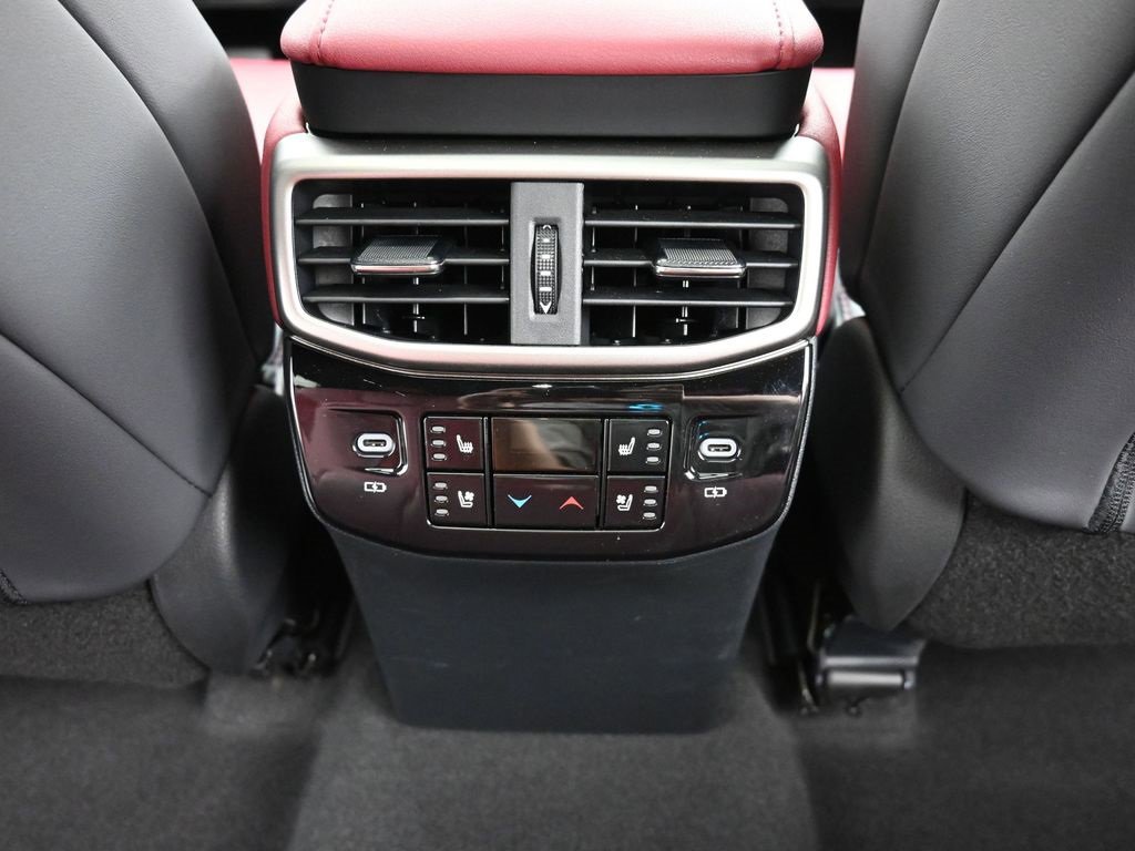 Used 2024 Lexus RX 500h F Sport image 16