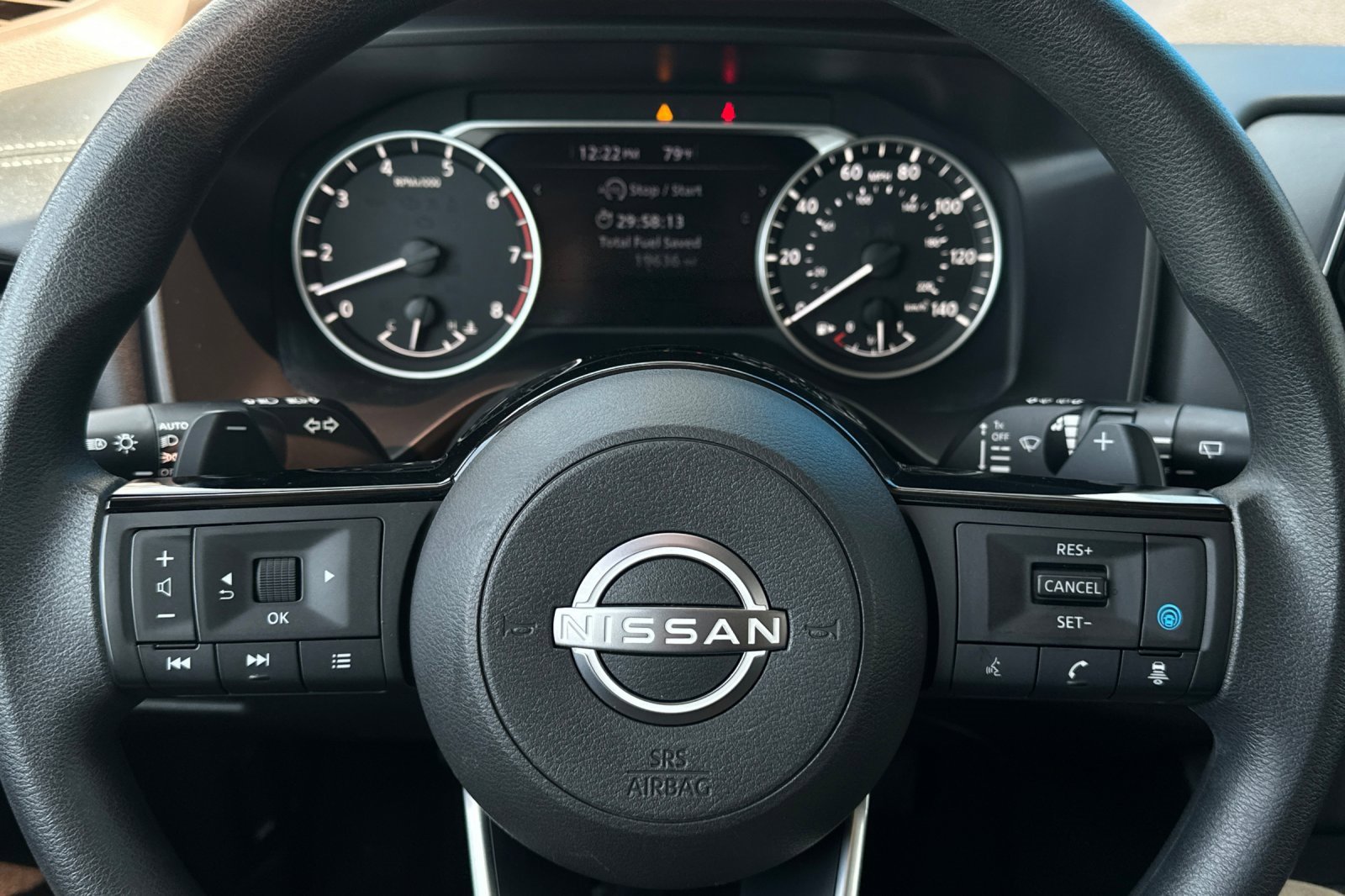 Used 2023 Nissan Rogue SV image 30