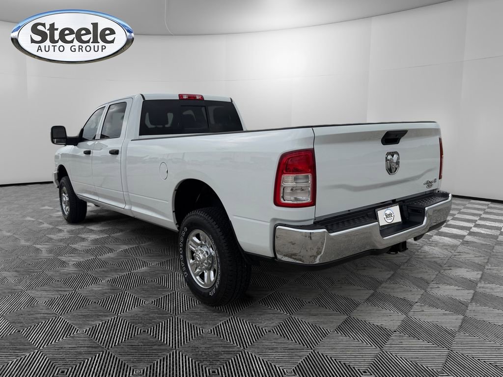 Used 2024 RAM 2500 Tradesman w/ Chrome Appearance Group AWD/4WD image 3