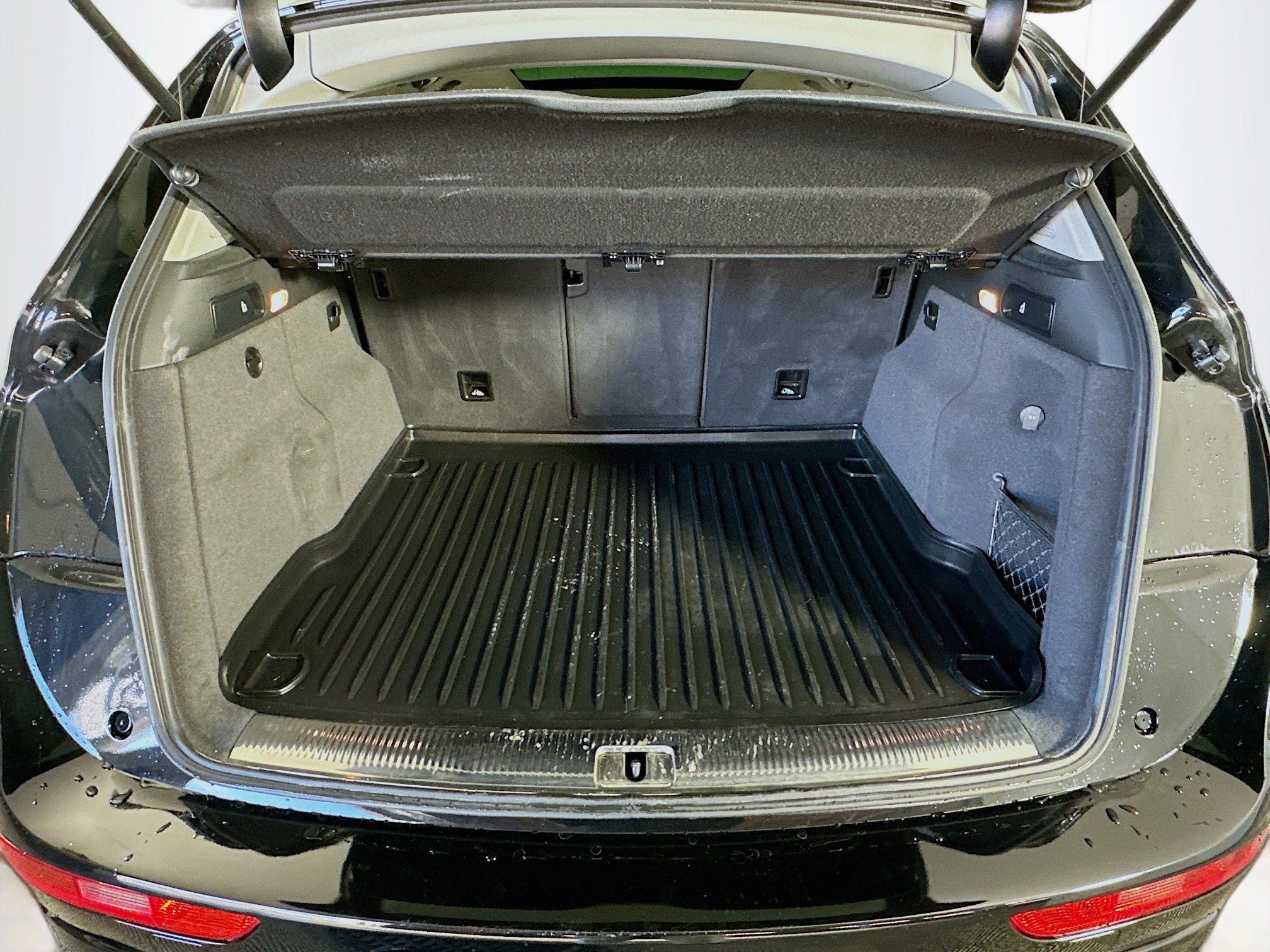 Used 2017 Audi Q5 2.0T Premium Plus w/ Technology Package image 28