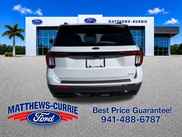 New 2026 Ford Explorer ST-Line w/ ST-Line Street Pack AWD/4WD image 5