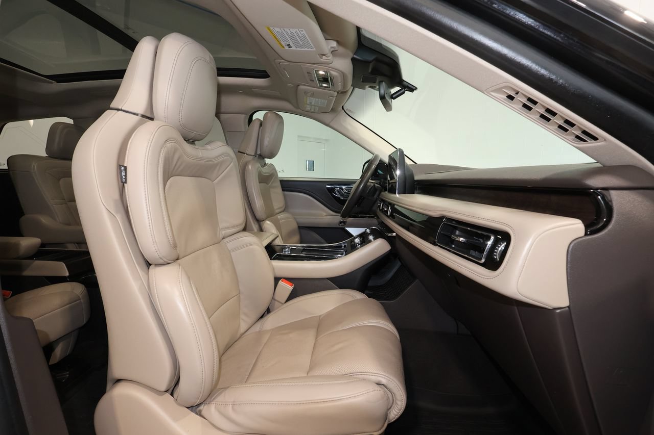 Used 2021 Lincoln Aviator Reserve w/ Equipment Group 202A AWD/4WD image 28