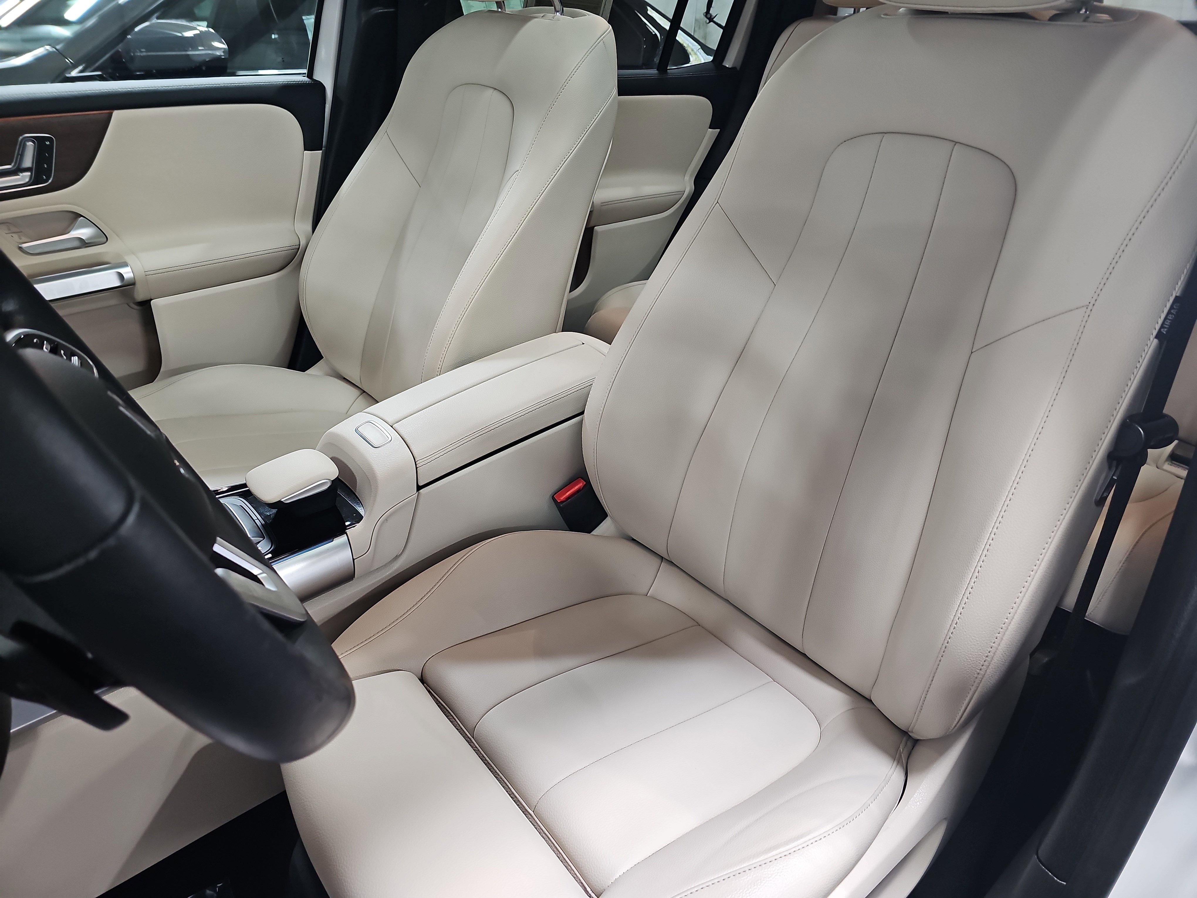 Certified 2023 Mercedes-Benz GLB 250 image 17