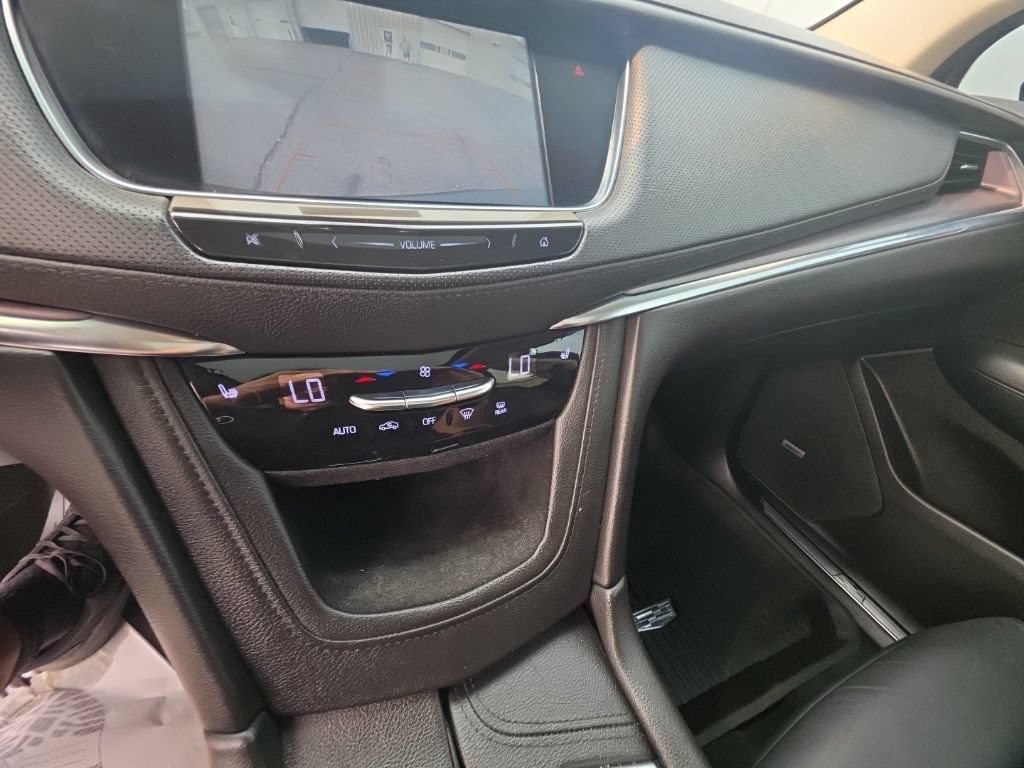 Used 2019 Cadillac XT5 Luxury FWD image 22