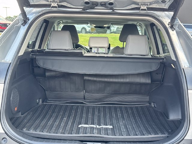 Used 2025 Toyota RAV4 XLE Premium w/ Weather Package AWD/4WD image 15