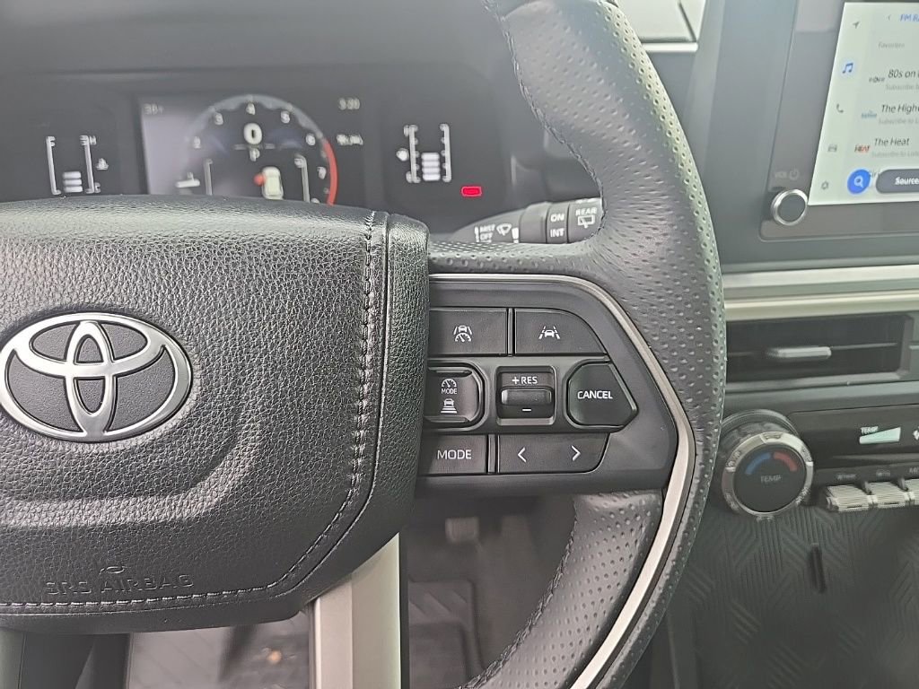 Used 2025 Toyota 4Runner SR5 image 21