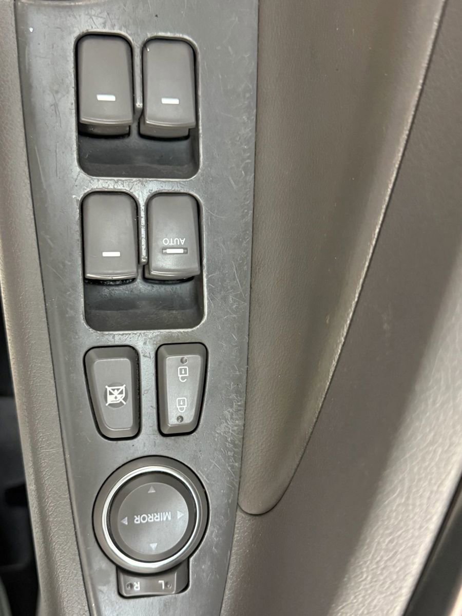 Used 2013 Hyundai Sonata Hybrid image 24