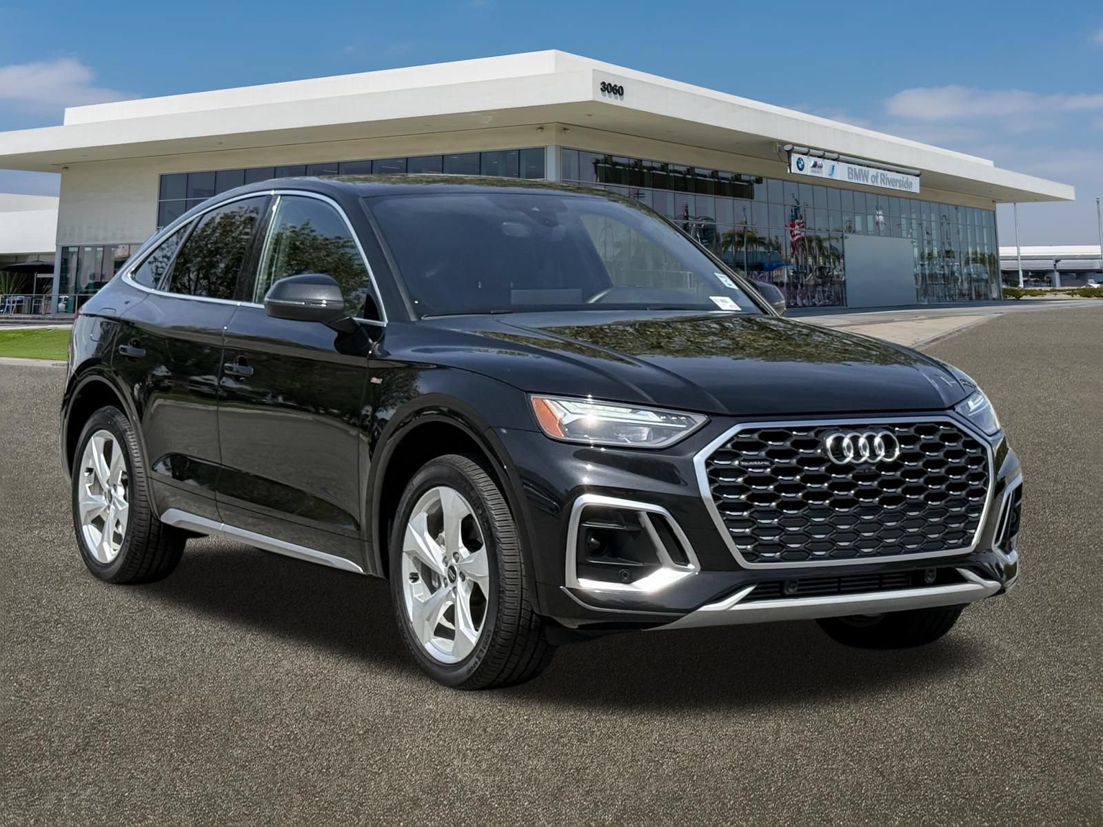Used 2025 Audi Q5 2.0T Premium Plus AWD/4WD image 2