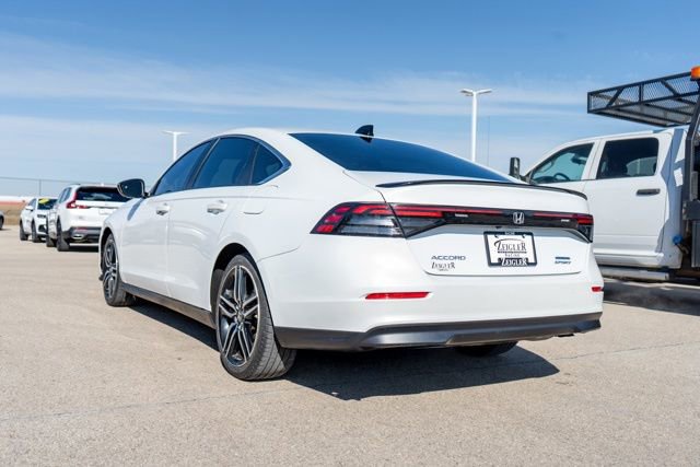 Used 2023 Honda Accord Sport image 4