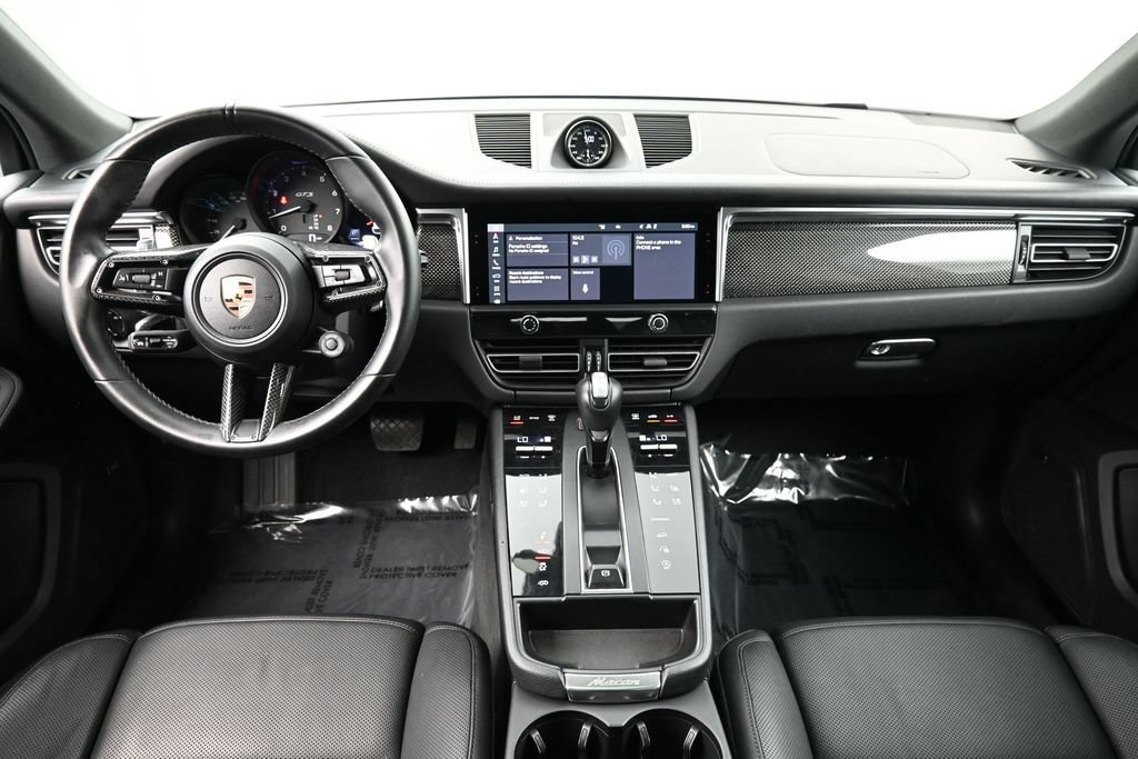 Certified 2024 Porsche Macan GTS AWD/4WD image 6