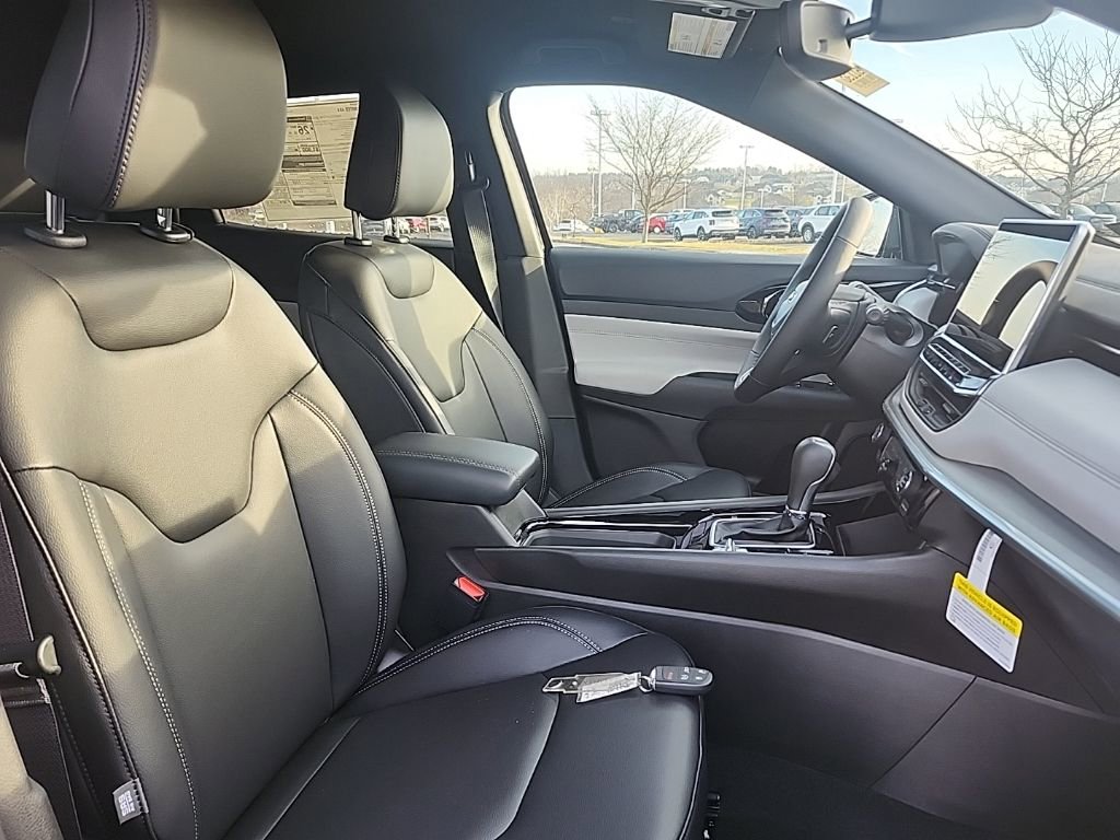 New 2026 Jeep Compass Limited AWD/4WD image 11