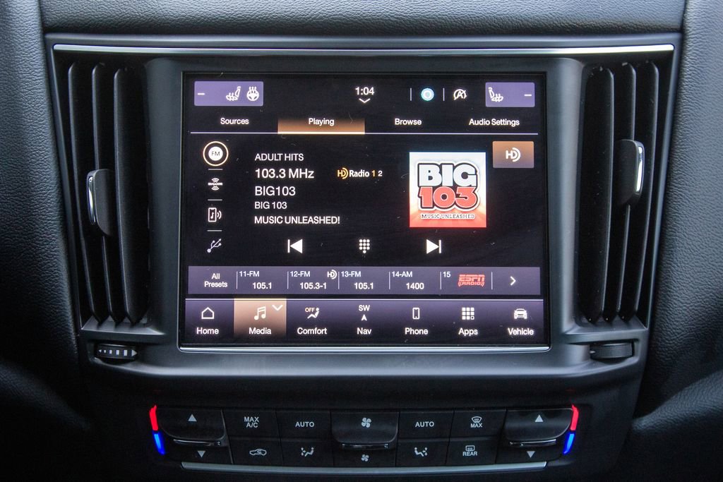 Used 2023 Maserati Levante GT image 16