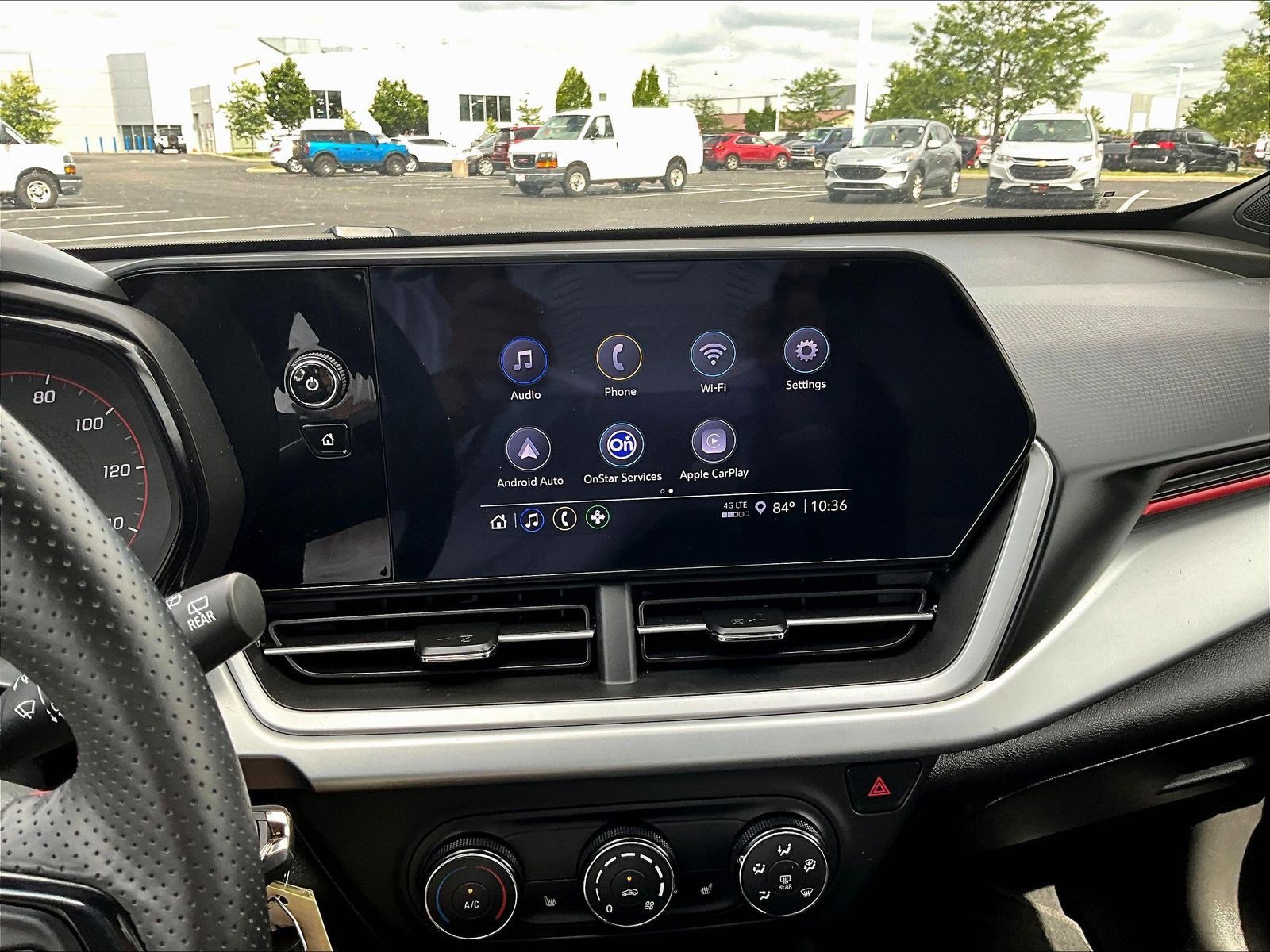 Used 2024 Chevrolet Trax RS FWD image 15