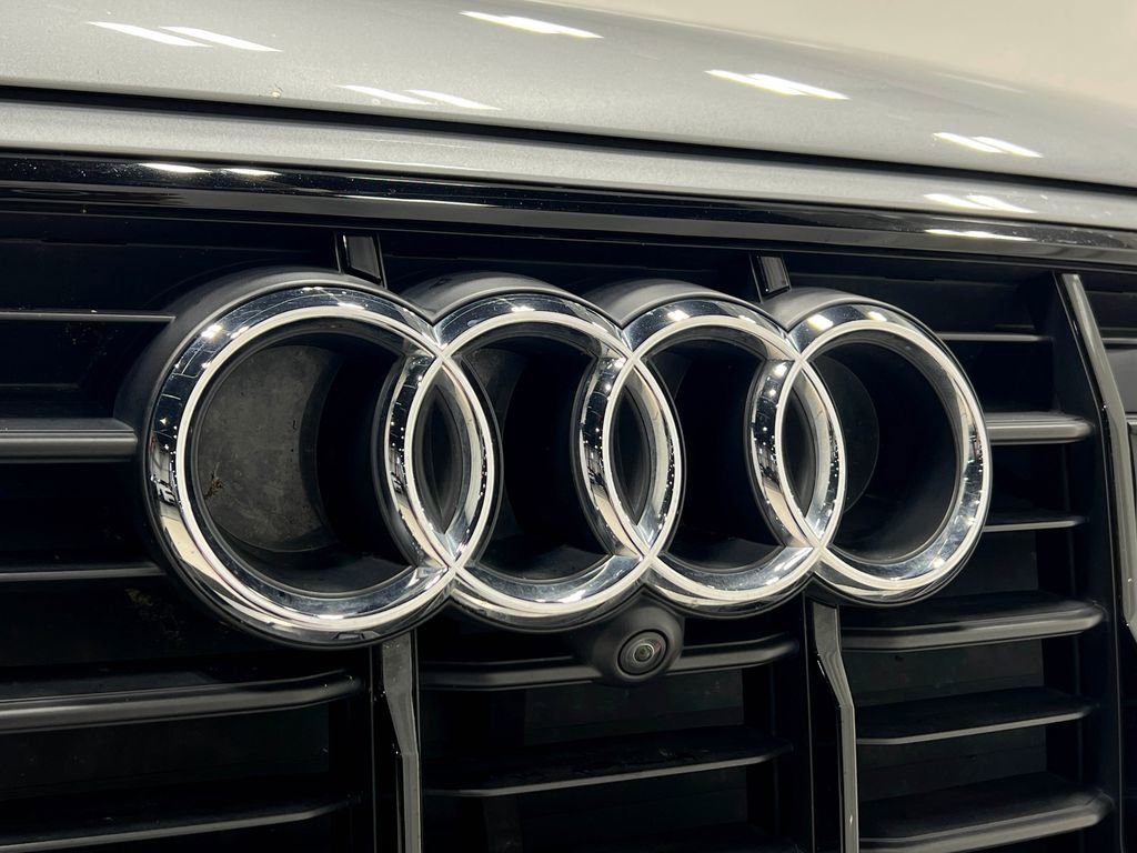 Used 2021 Audi Q7 3.0T Prestige w/ Prestige Package AWD/4WD image 44