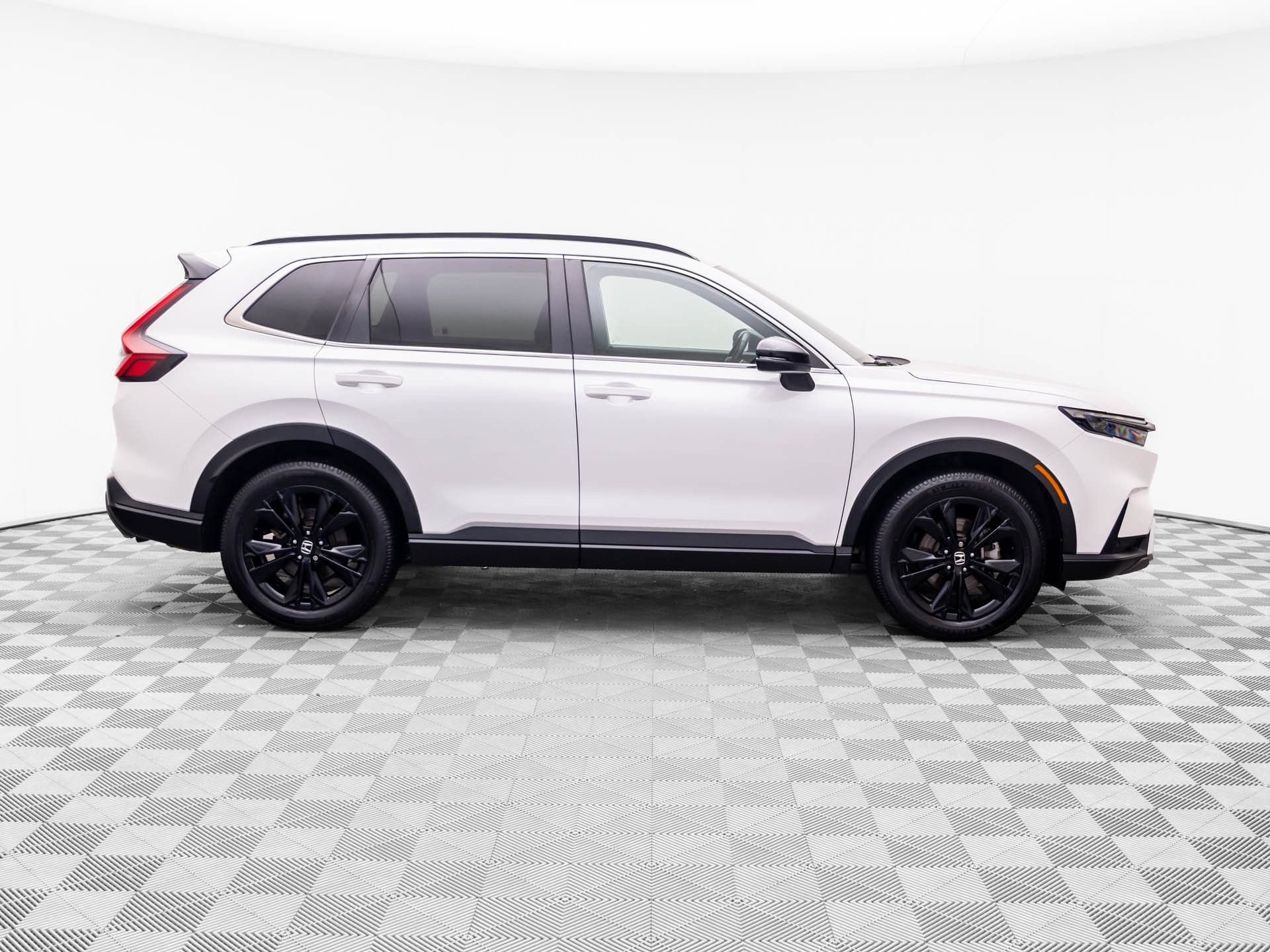 Used 2023 Honda CR-V Sport Touring image 7