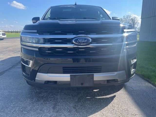 Used 2023 Ford Expedition Limited AWD/4WD image 6