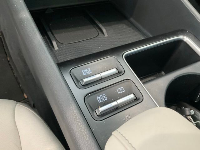 Used 2025 Hyundai Sonata SEL FWD image 12