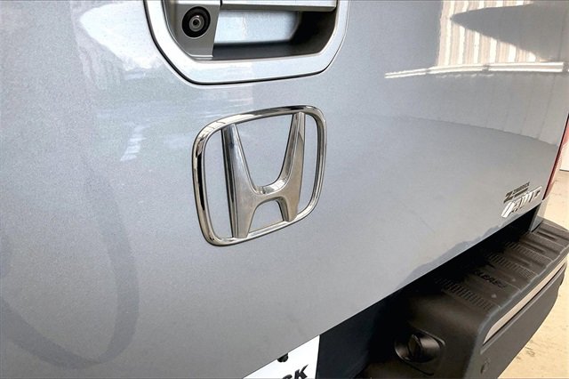 Used 2018 Honda Ridgeline RTL-E image 32